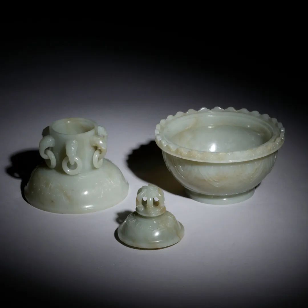 173清 紫檀镶黄杨樱木和田玉砚屏177清 紫檀岁寒三友砚屏lot181~lot