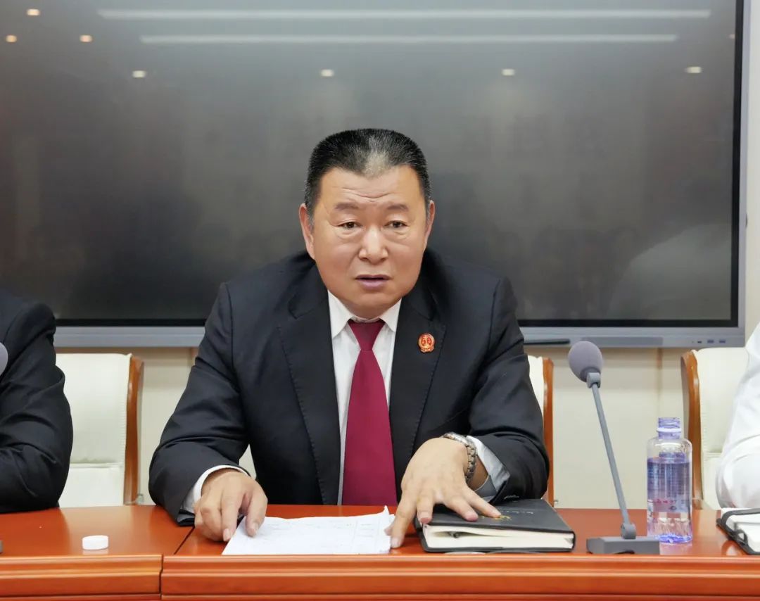 刘凤祥专委对目前立案庭存在的问题进行了分析总结,并根据分析总结出