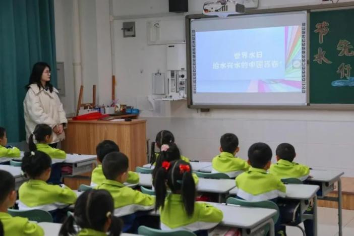 【媒体看运河】《中小学德育学堂》主题德育活动走进沧州市上海路小学