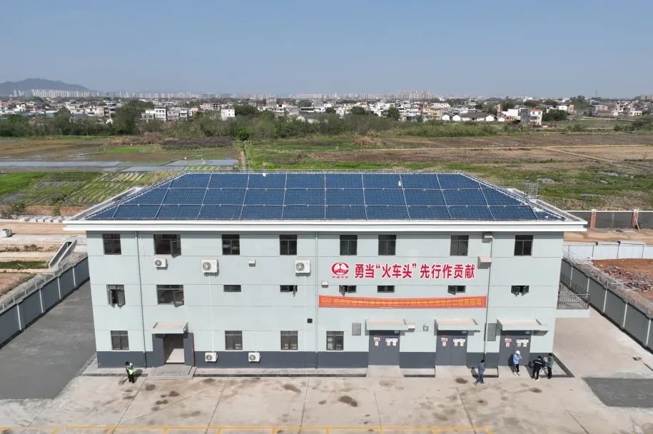 区间通信基站,直放站,信号楼及中继站等铁路设施供电的重要任务,是