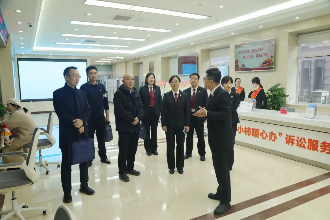 3月26日,济南中院二级高级法官韩刚,立案庭副庭长赵勇等一行3人到市中