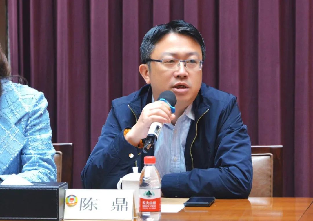 【政协掠影】闵行区政协圆桌会议热议: 如何提振企业
