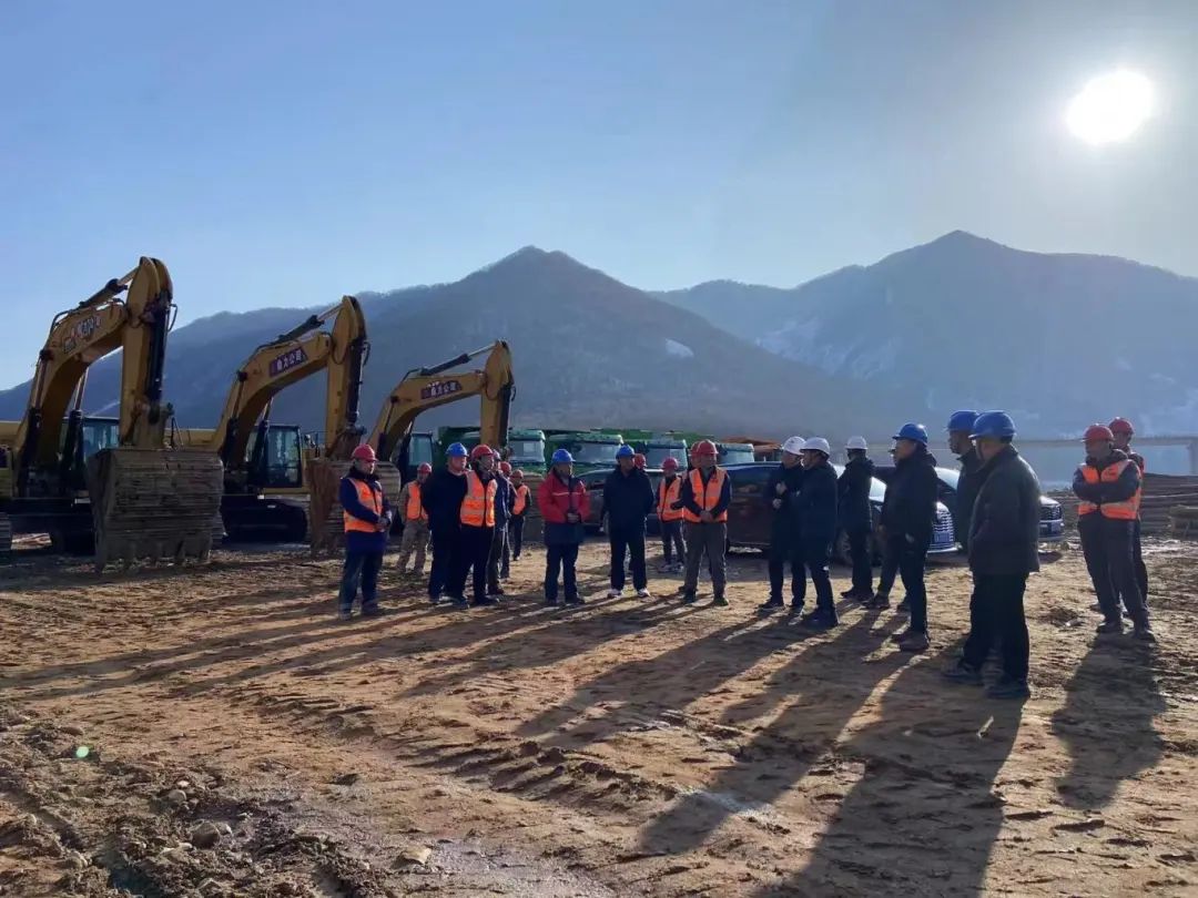 奋斗风正劲项目攻坚春潮涌正是扬帆搏浪时记大雅河项目部复工复产