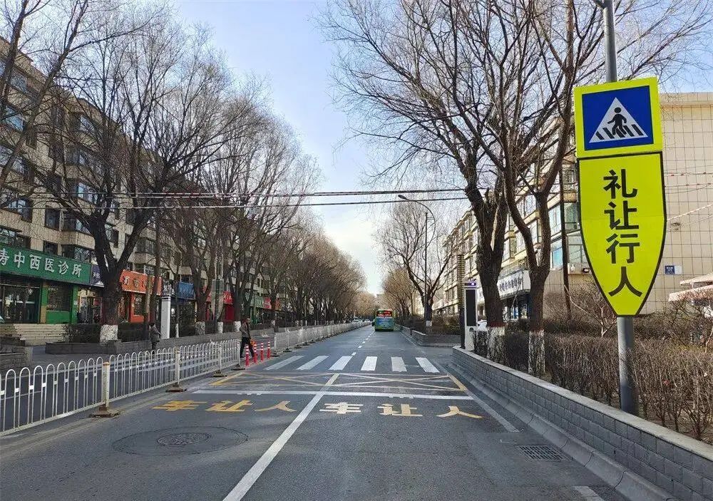 西宁交警发布两则最新道路信息