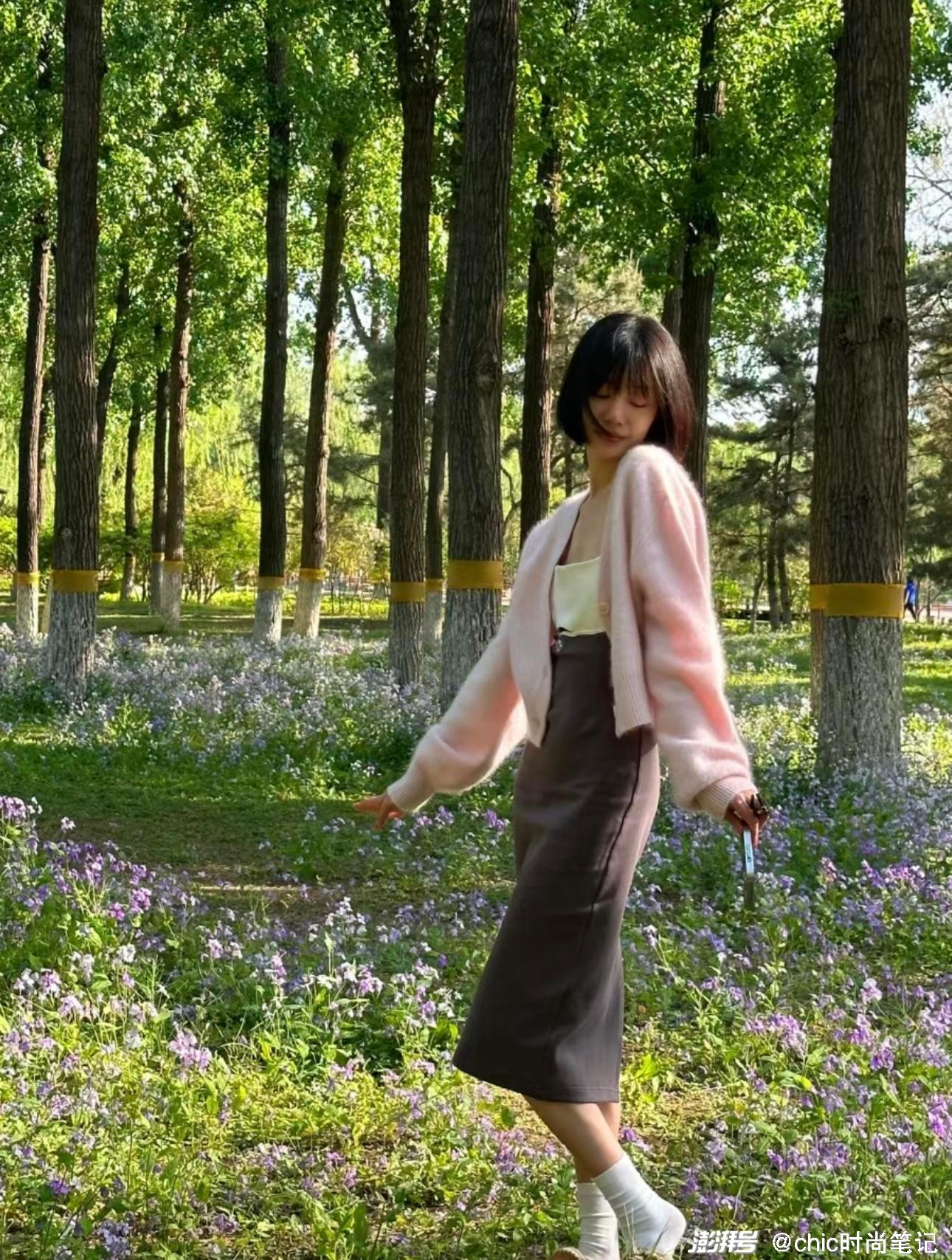 腿精李溪芮的个性穿搭,古灵精怪,身材纤瘦真的超加分_澎湃号·湃客
