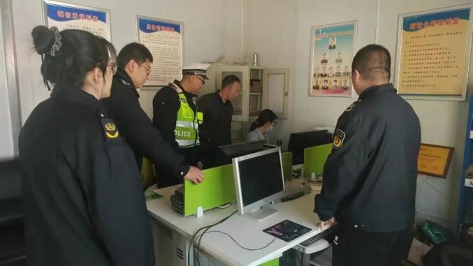 会宁公安交警联合县交通运输局对辖区驾培机构进行安全大检查