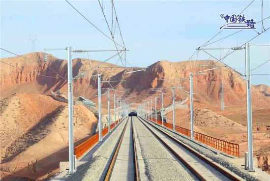 西部地区高速铁路网布局促进河西走廊快速客运通道形成助力区域经济