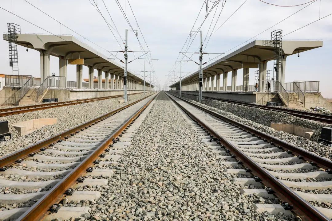 兰张三四线铁路古浪北站建设提速收尾