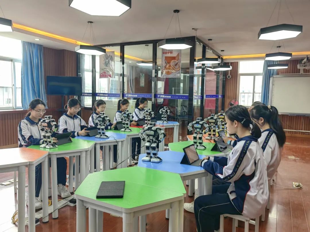 当ai走进课堂,课本里的知识"活"了_澎湃号·媒体_澎湃新闻-the paper