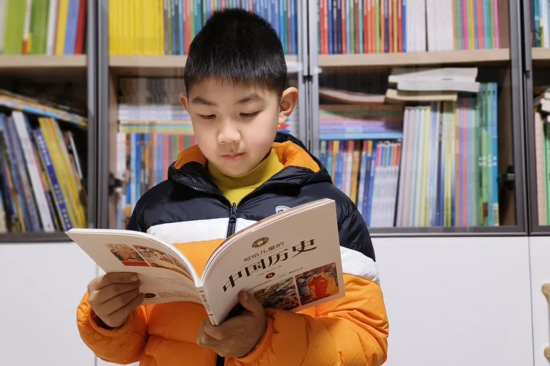 聆听老一辈的英雄事迹;你酷暑之下走进拖溪河畔,探访革命先烈胡敌故居