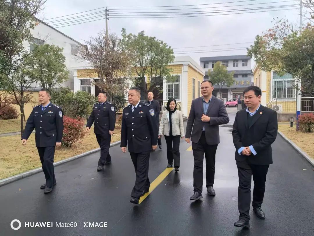 省法院法警总队政委沙立一行到驿城区法院关王庙法庭调研司法警务保障