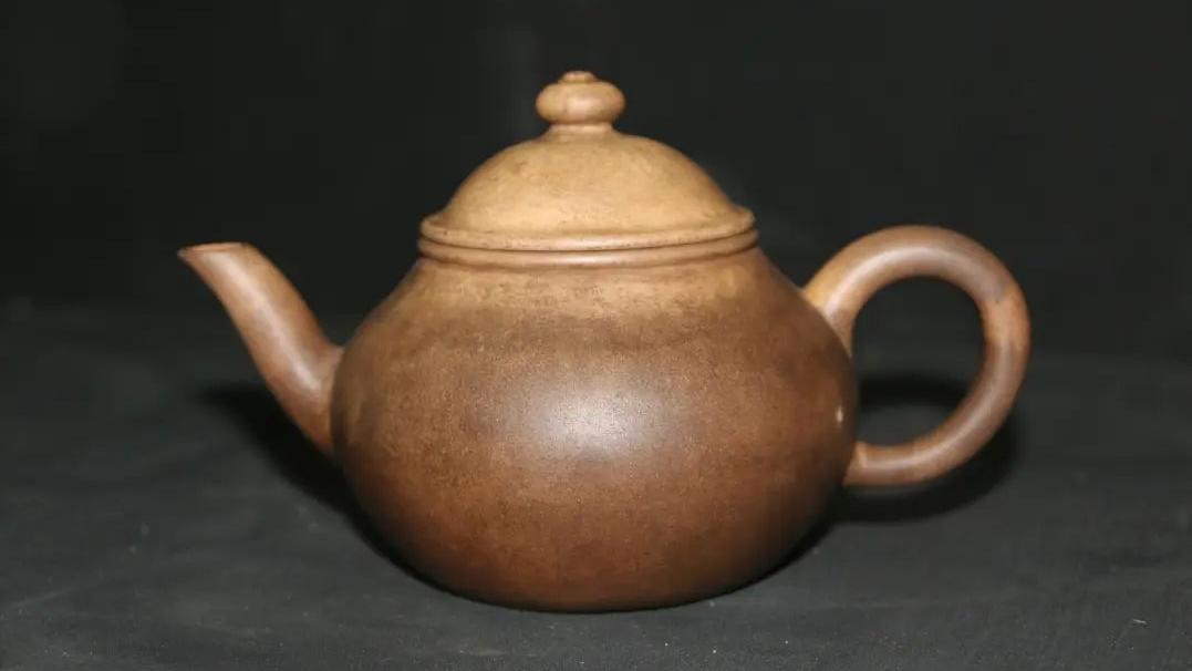 【荊溪惠孟臣製款】唐物 紫砂 朱泥 砲口 孟臣壺 荊溪惠孟臣製款】唐物 紫砂 朱泥 砲口 孟臣壺