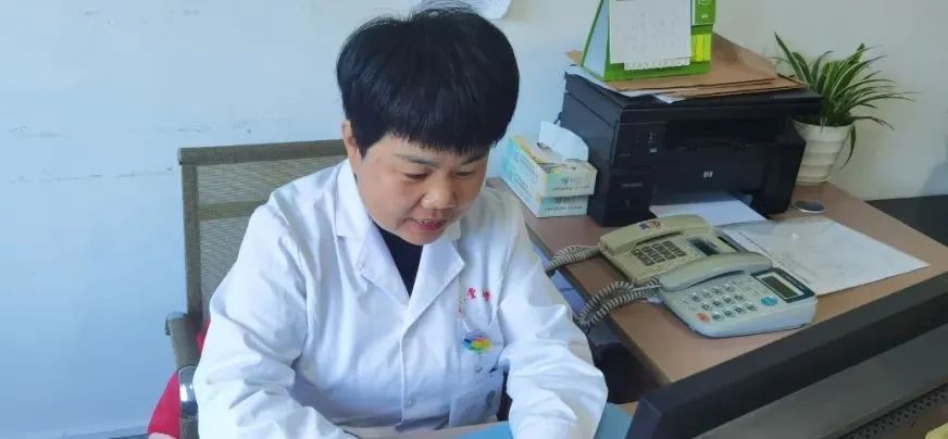 工作以来张英敏一直有着记录的习惯在她的微信朋友圈里也能够看到她在