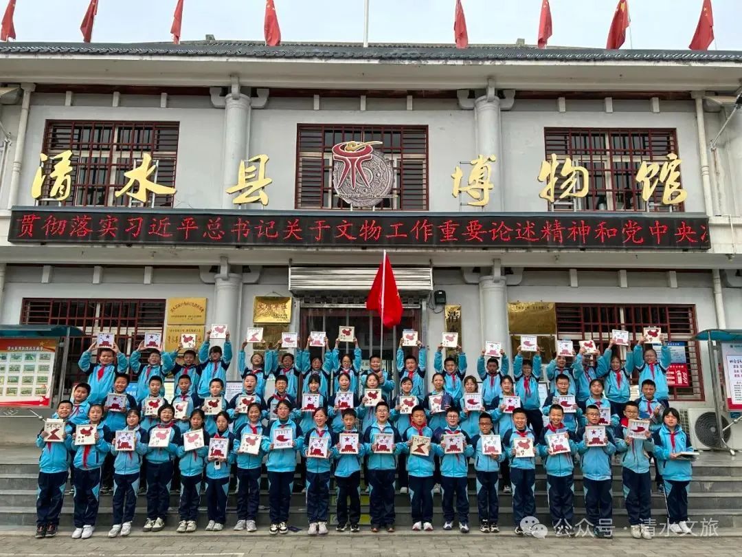 赤子之心铸锦绣中华清水县博物馆开展红色主题竹编画制作社教活动