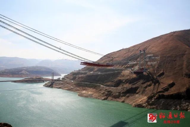 沿江高速公路川滇金沙江特大桥 钢桁梁架设全面展开_澎湃号·政务