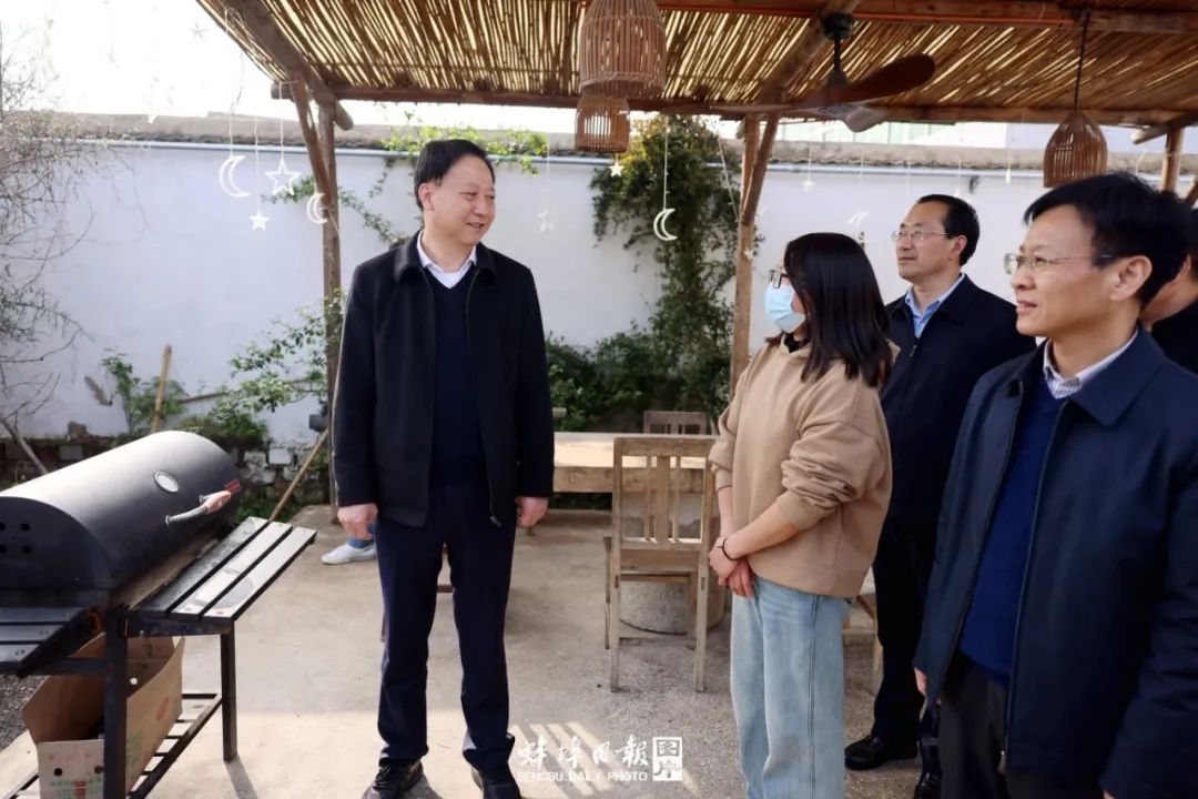 市领导乔树伟,荀异然参加.