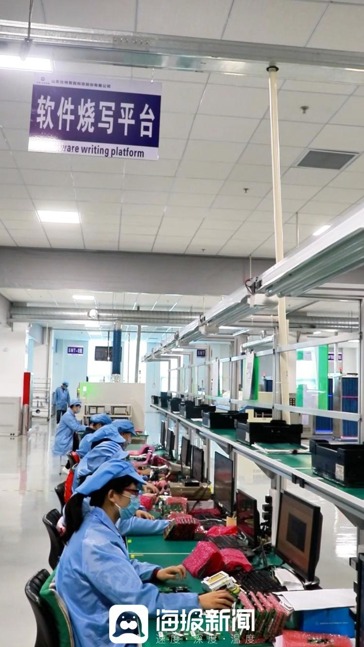 山东日照:自主研发国内首创全自动电话机生产线