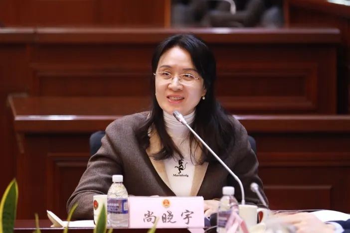 人民检察院党组副书记,副检察长盛勇强作致辞发言检察日报社党委书记