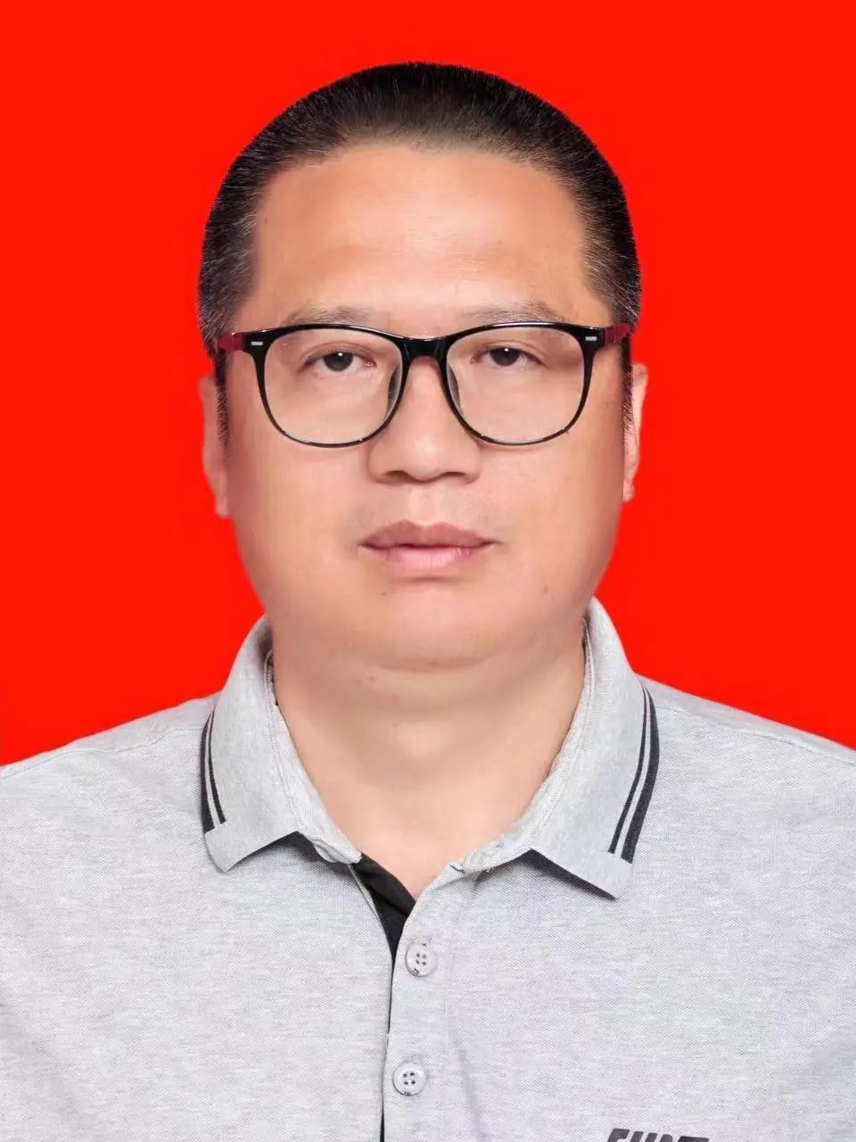 朱朝阳,男,1970年10月出生,中共党员,籍贯浙江文成,现任国家税务总局