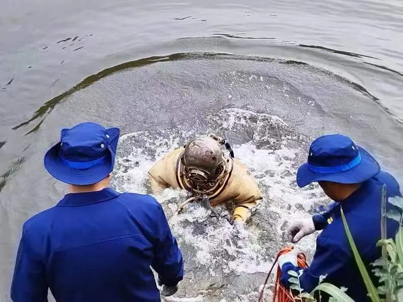 他们,"最美海上搜救人"!_澎湃号·政务_澎湃新闻-the paper