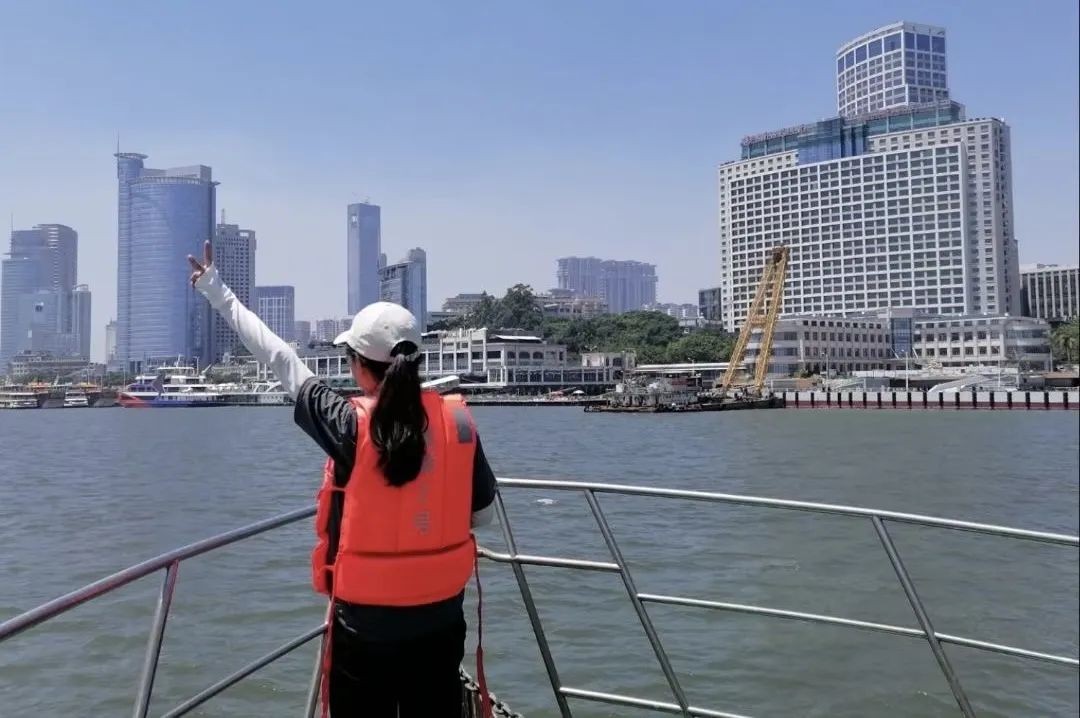 "对于大学阶段的我们来说,也会遇到要同时处理多重任务的时候.