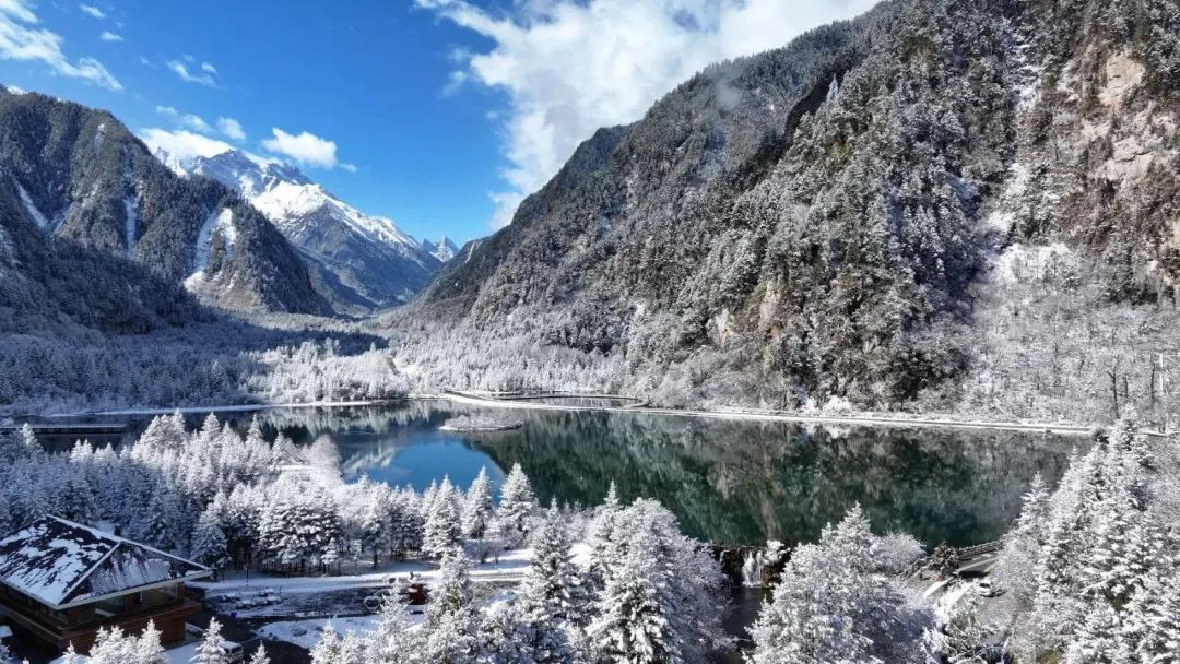 四川毕棚沟景区提档升级免门票一个月