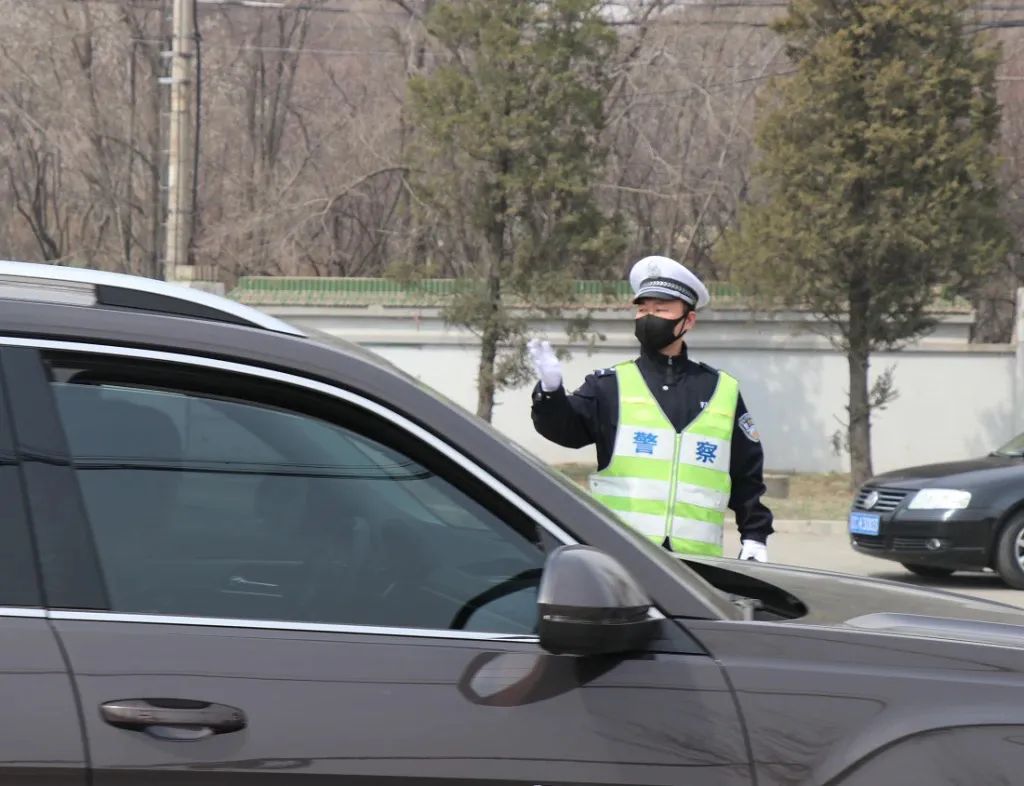 鞍山交警发布2024年清明节出行指南