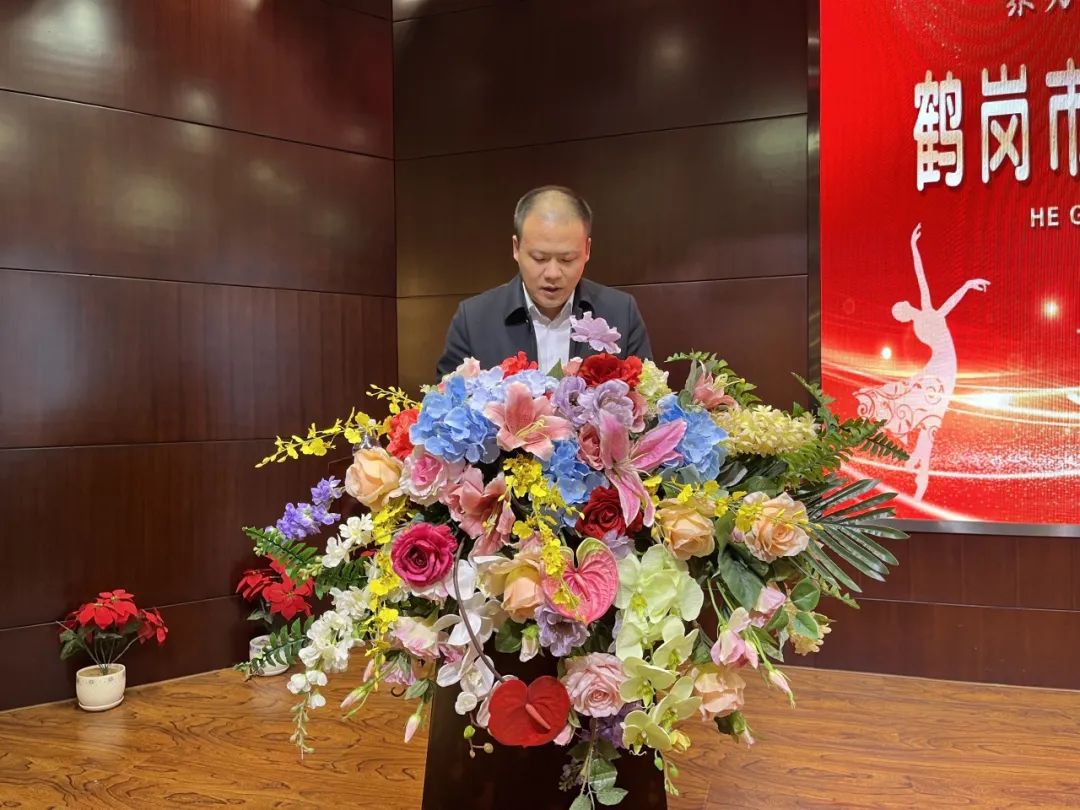 热烈祝贺!鹤岗市妇女发展促进会成立!_澎湃号·政务_澎湃新闻-The Paper