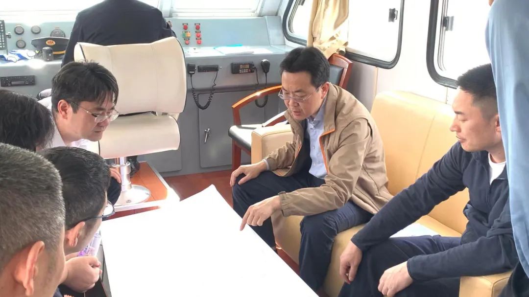 职责,区委副书记,区长王益群带队巡查黄浦江(奉贤段)及庄行镇王家宅河