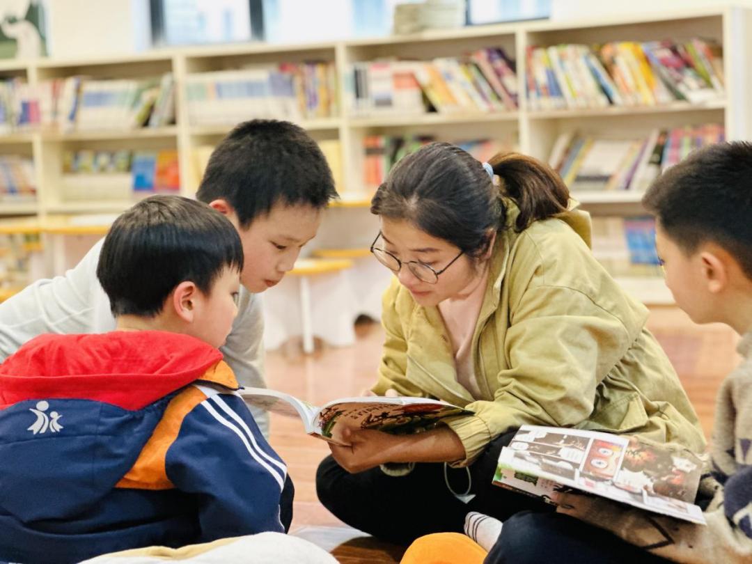 和谐共进的阅读氛围雨花区立足儿童视角,推进校园读书活动的常态化