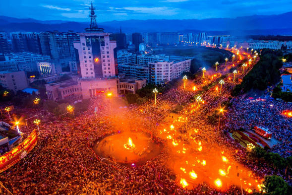 艺术奇葩"达体舞"民俗风情厚重浓郁火把节,彝族年,开斋节等西昌也成为
