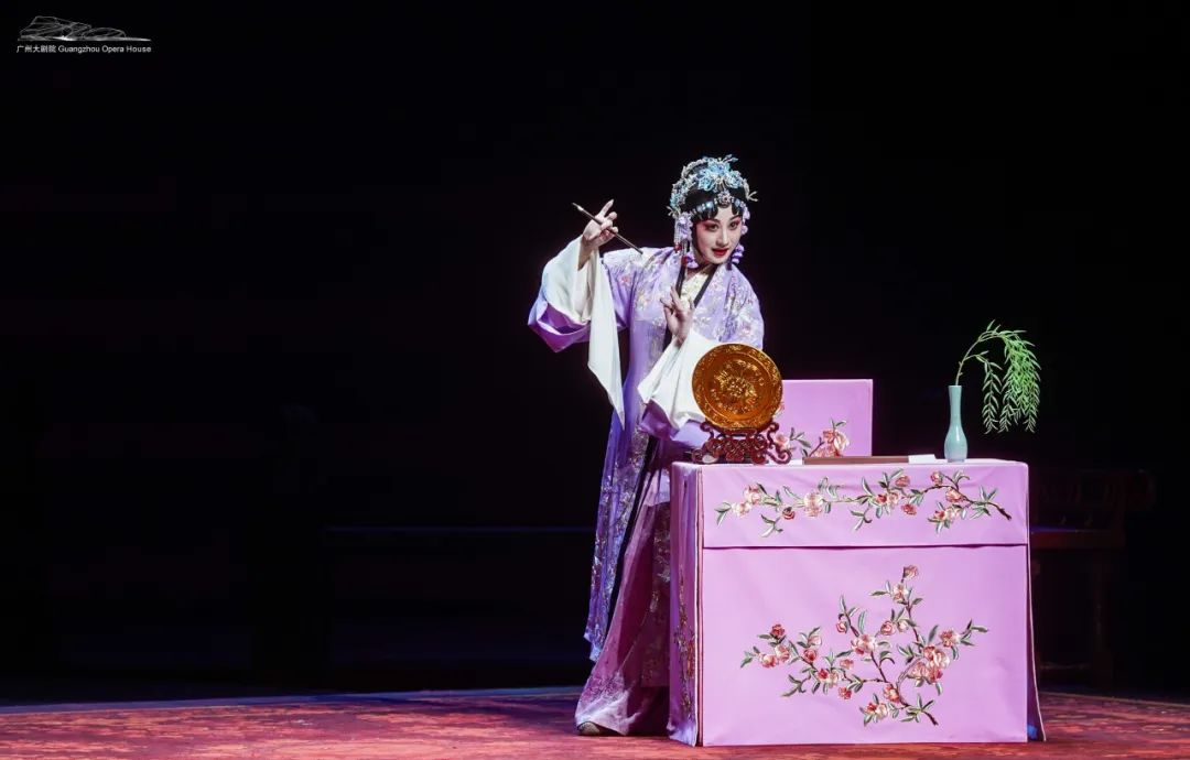 演出回顾丨全本《牡丹亭》再绽芳华,古韵新姿共绘传世经典_澎湃号·湃