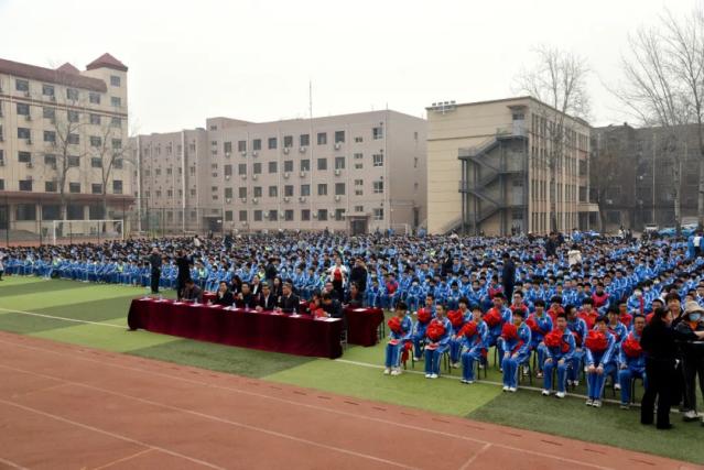 双争进行时石家庄市第九中学隆重举行奋进新征程做好接班人魅力之星