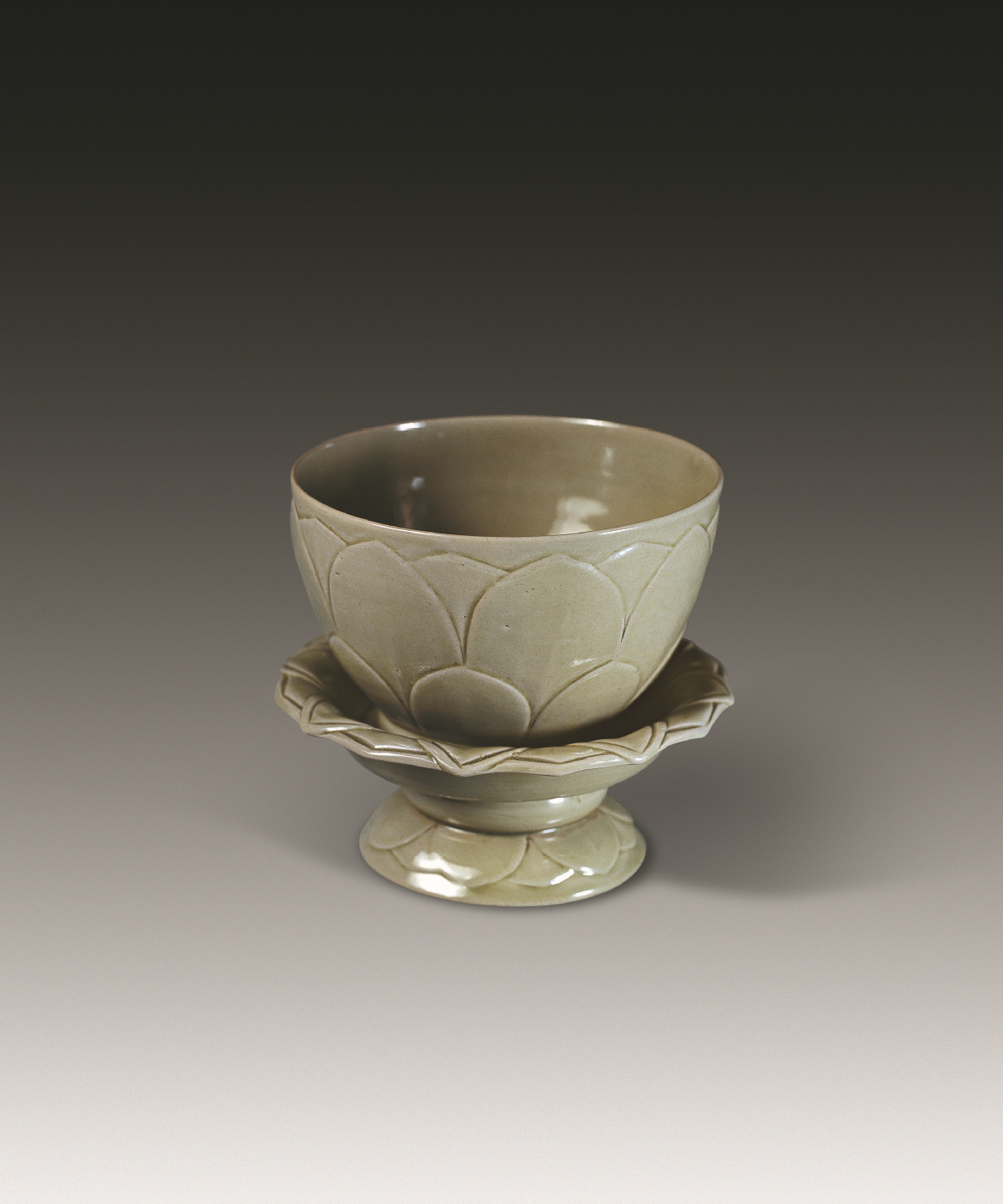 博物馆有看头|一睹传颂千年的"秘色瓷"风韵_澎湃