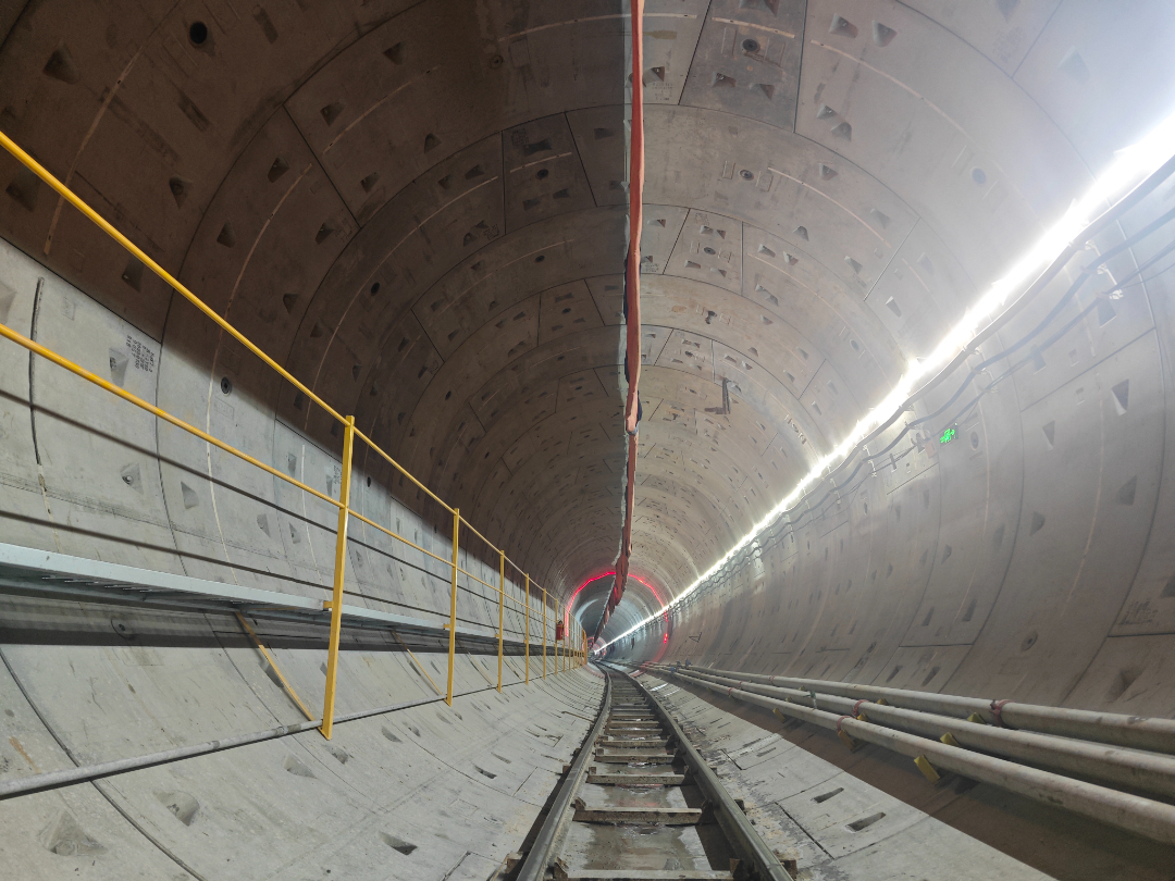 青岛地铁5号线首个双模盾构区间顺利实现双线贯通_澎湃号·政务_澎湃