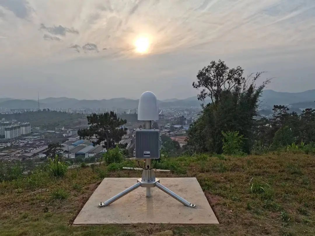 全省首套北斗探空观测系统在普洱建成落地