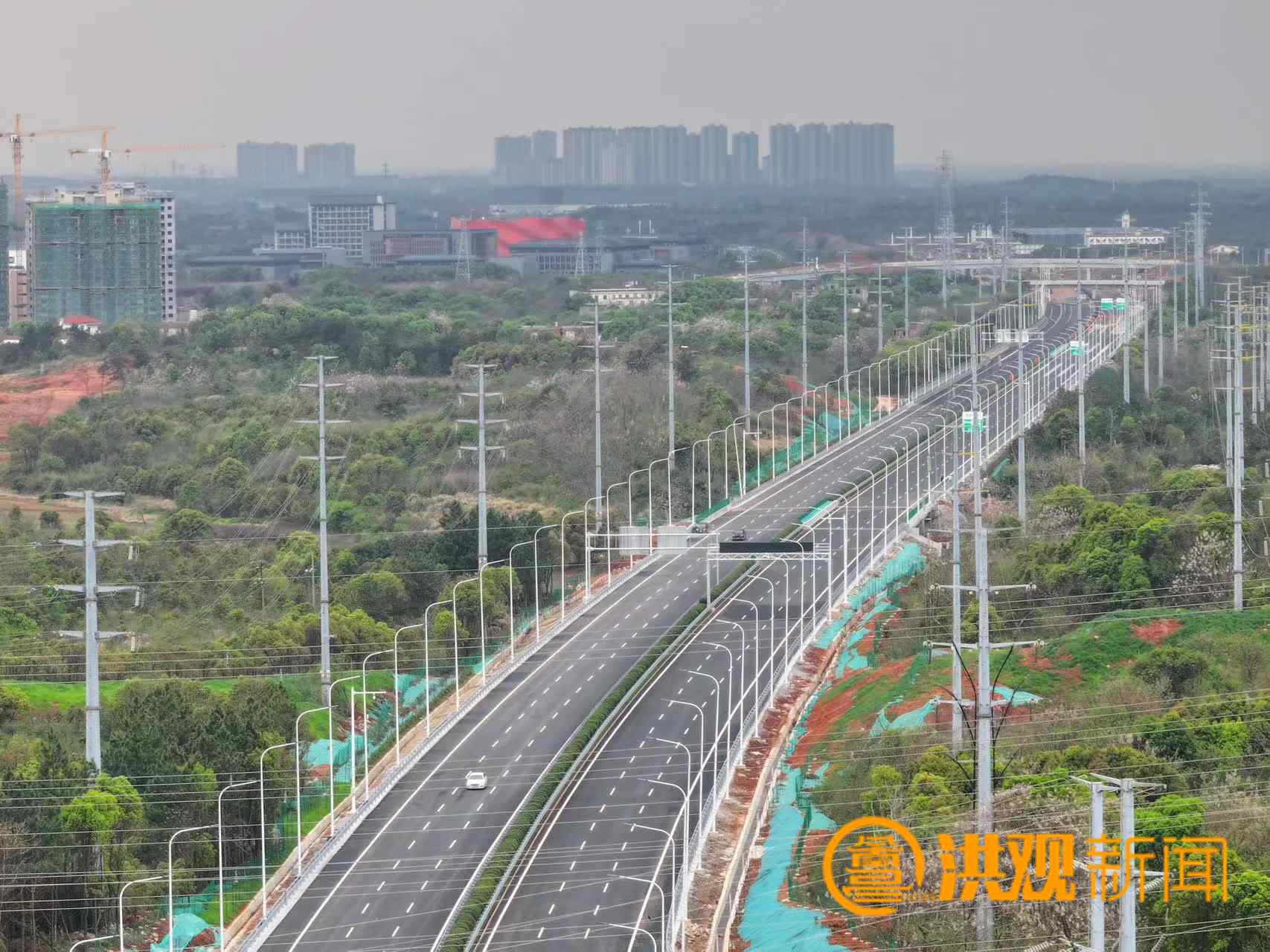 昌樟高速改扩建二期复兴大道枢纽至洪州大道枢纽段通车_澎湃号·政务