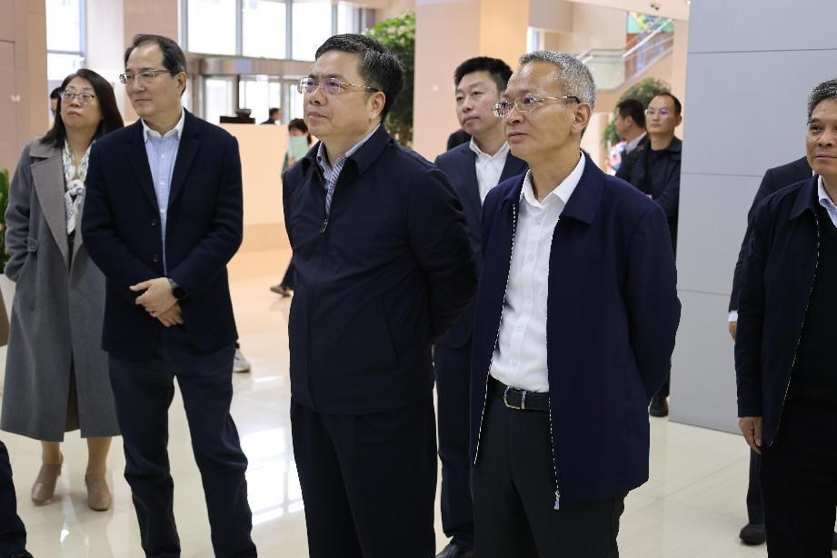 上海市政协开展绿色甲醇技术经济可行性研究重点课题调研