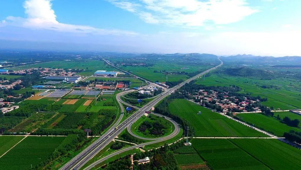 【开启数智新未来68赋能交通新发展】济菏高速改扩建年底实现双向