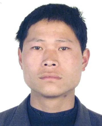 男,1978年12月2日出生,身份证号:37252319781202****,住莘县古城镇北