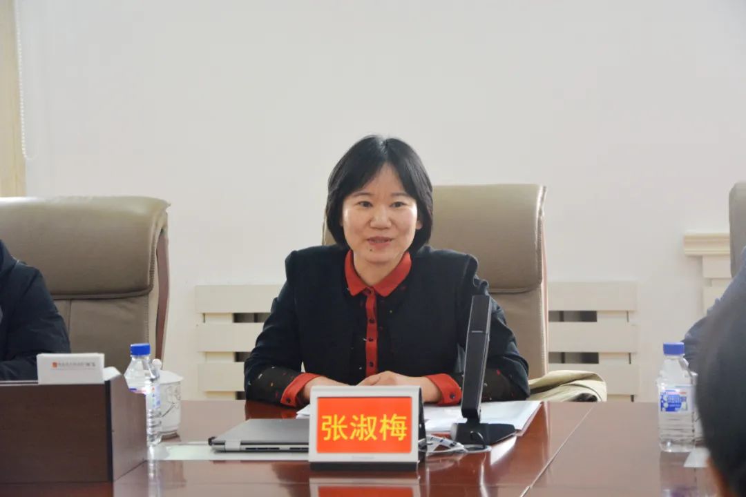 党组成员,政治部主任万义玲,审判委员会专职委员马春侠,刘大威,审判