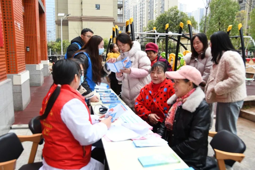 全国一等奖红小依深化医保服务圈织密民生幸福网