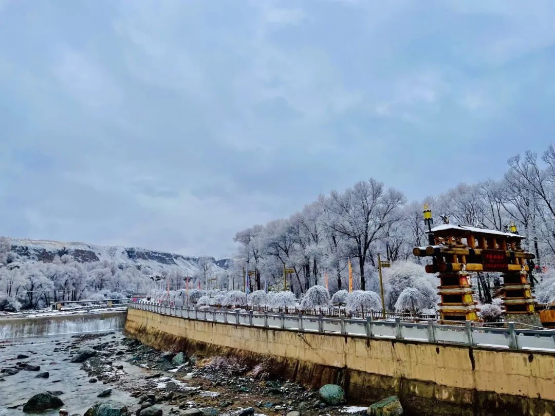 肃南:春雪落祁连 山城美如画