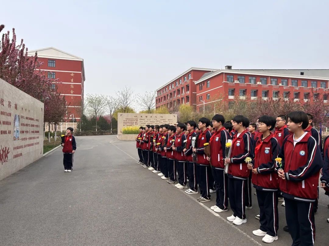 又到清明时节,峰峰学子多样活动寄情思_澎湃号·政务_澎湃新闻-the