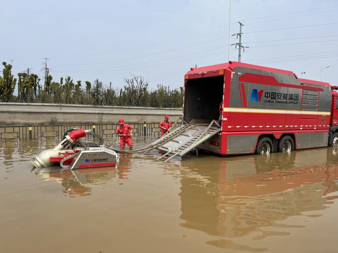 中国安能二局南昌救援基地处置南昌市多处内涝险情_澎湃号·政务_澎湃