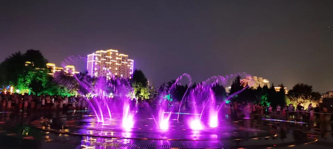 石家庄海山公园夜景图片