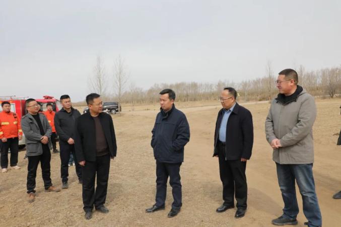 周学勤督导检查森林草原防火工作