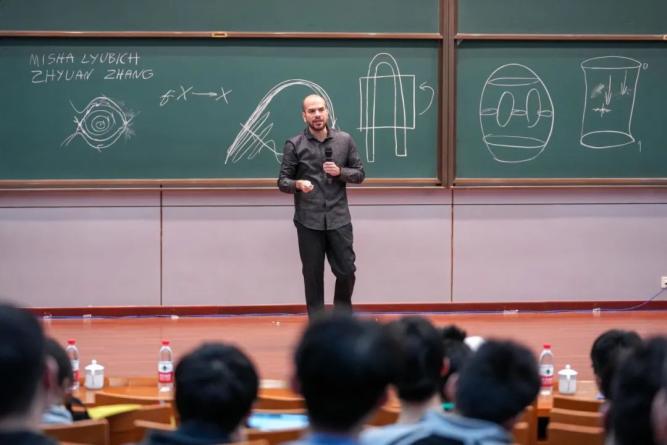 数学界诺奖得主受聘天津这所高校