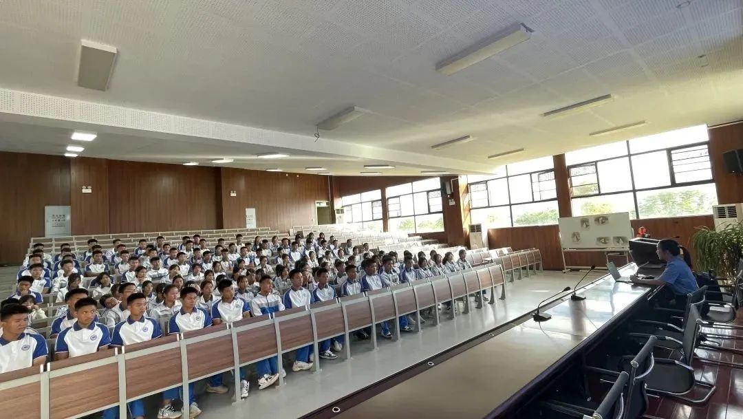 元阳县第二中学图片