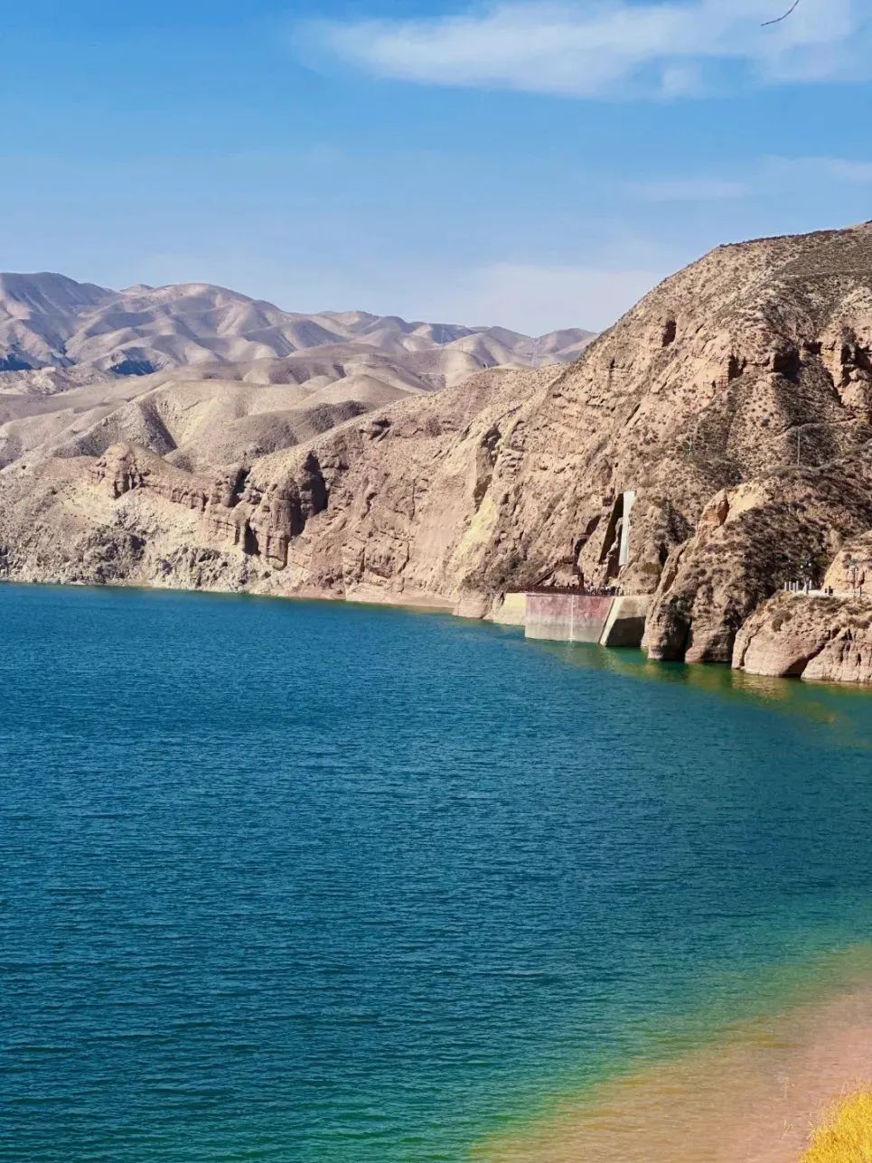 天梯山石窟正是踏青好时节